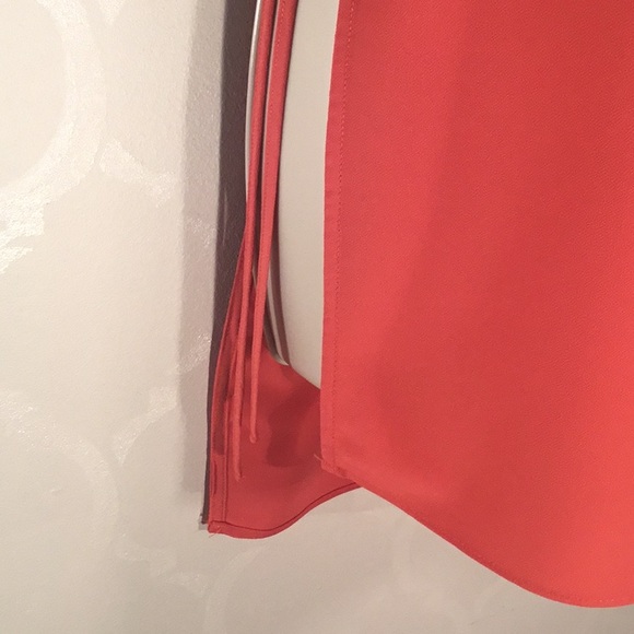 THE LIMITED SIDE LACE TUNIC - Picture 7 of 9